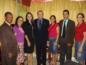 Pastor José Rodrigues, esposa Osvaldina e demais irmãos