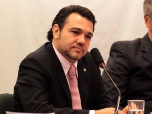 Deputado Marco Feliciano afirma que se decepcionou com Marina Silva