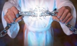 Qual a base bíblica para a “quebra de maldições”? Pastor comenta