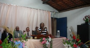 ARAGUATINS: Missionária Analice Vieira realiza culto em Ação de Graças na congregação Vale da Bênção.