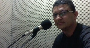 SANTA INÊS (MA): Rádio Evangélica da Assembleia de Deus tem programa apresentado pelo locutor Lourival Ribeiro, irmão do pastor Deuramar.