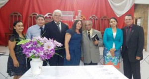 ARAGUATINS: Pastor Ribamar empossa novo dirigente na congregação Cristo Vive