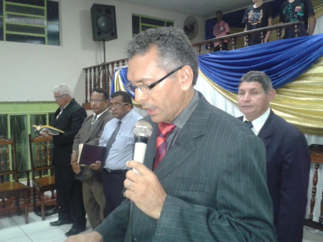 ARAGUATINS: AD promoveu nesta terça-feira, culto da família