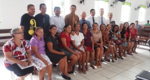 ARAGUATINS: Alunos e professores da Escola Bíblica Dominical (EBD) da AD, antes da aula, participaram de café da manhã. Pastor Ribamar e esposa estiveram presentes.