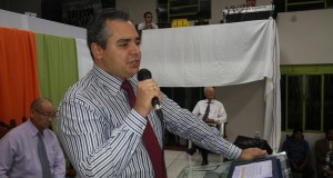 ARAGUATINS: Departamento de Adolescentes da AD conduz trabalhos na noite deste domingo; pastor Josivaldo de Araguaína foi o ministrante