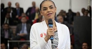 Marina Silva pregando na Assembleia de Deus (Assista)