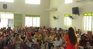 ARAGUATINS: Tarde da Bênção aconteceu no Templo Sede com a presença da Miss Luciane Viana.